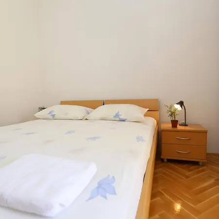 Vacation House Robinson * Marusici (Split-Dalmatia)